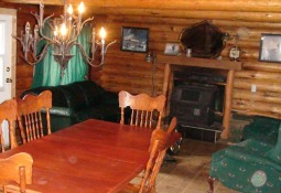 Pioneer Cabin (4)